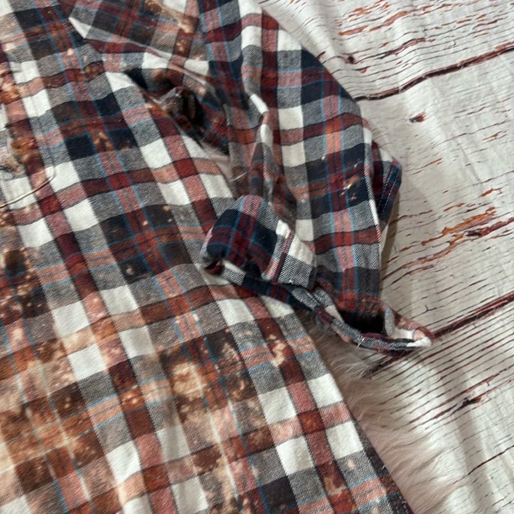 Two Gypsea Souls Unisex Upcycleded Bleached Distressed Flannel Button Down - Picture 6 of 10
